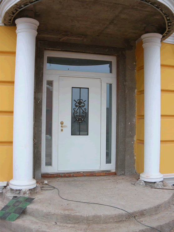 нестандартная металлическая дверь